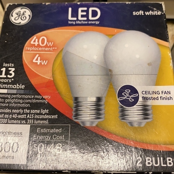 LED Lightbulb Bundle - Picture 6 of 7